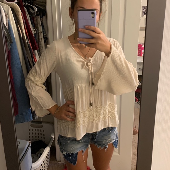 Taylor & Sage Long Sleeve Lace Blouse - Picture 1 of 6